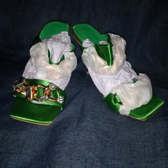 AZALEA WANG " LINKED UP " STILETTO SANDAL IN GREEN (BRAND NEW !! ) - Picture 6 of 6